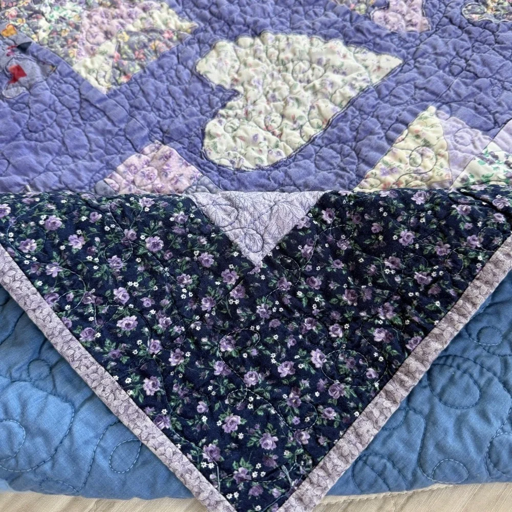 Handmade Patchwork Quilt Wall Hanging 36”x33” | Hearts Appliqué |  CA 2008